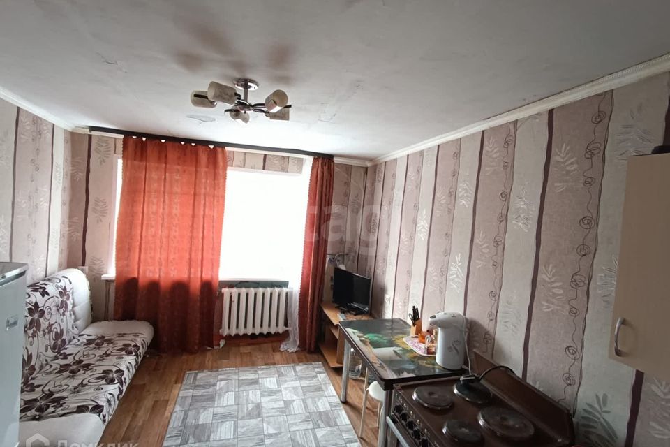 Продаётся комната в 1-комн. квартире, 14 м²
