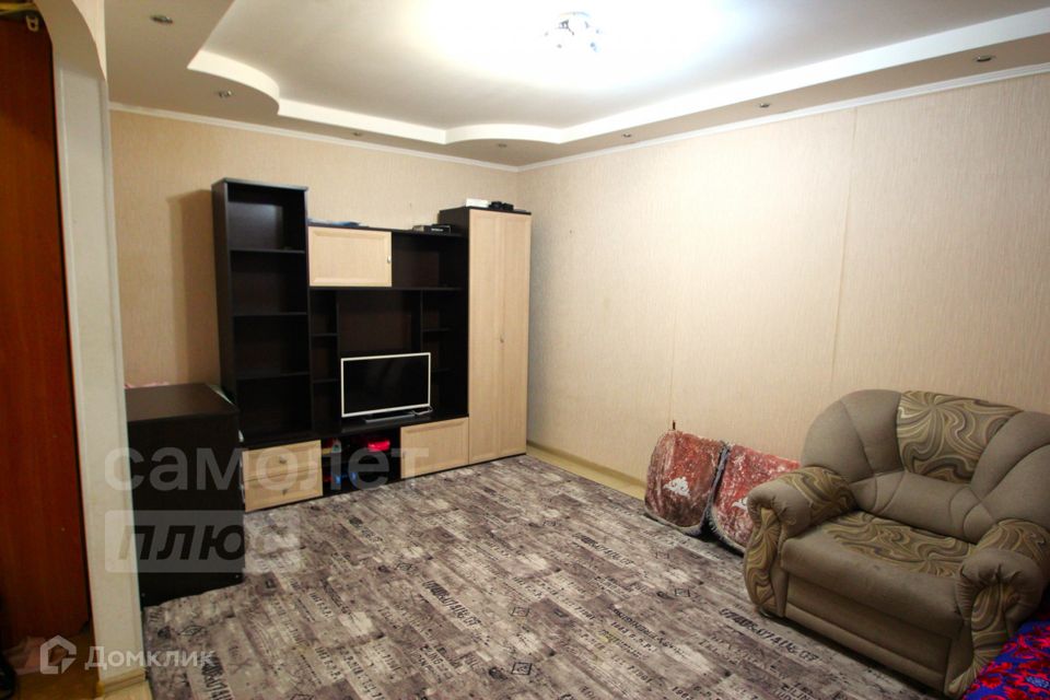 Продаётся 1-комнатная квартира, 49.5 м²