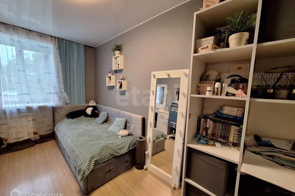 Продаётся 3-комнатная квартира, 57.3 м²