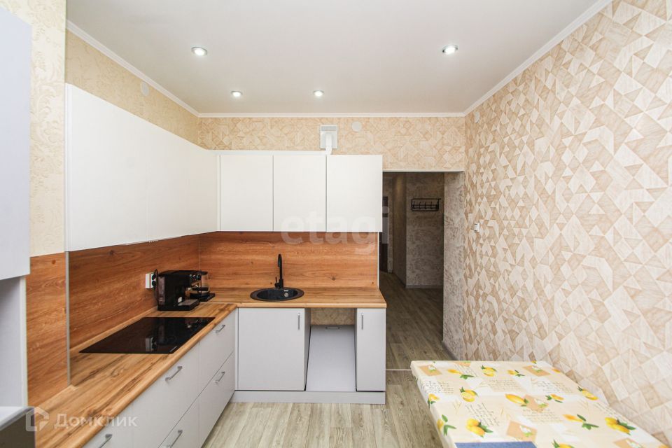 Продаётся 2-комнатная квартира, 63.4 м²