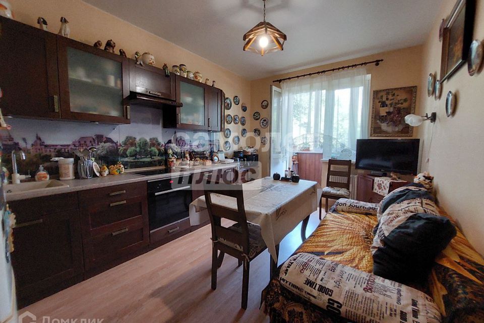 Продаётся 2-комнатная квартира, 61.4 м²