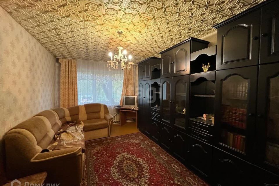 Продаётся 2-комнатная квартира, 43.8 м²