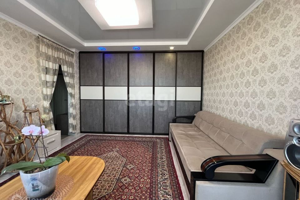 Продаётся 1-комнатная квартира, 44 м²