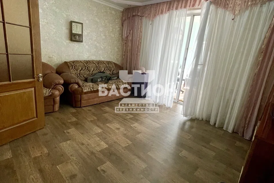 Продаётся 3-комнатная квартира, 66.7 м²