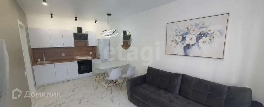 Сдаётся 2-комнатная квартира, 58 м²