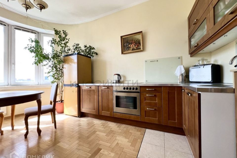 Продаётся 2-комнатная квартира, 68.1 м²