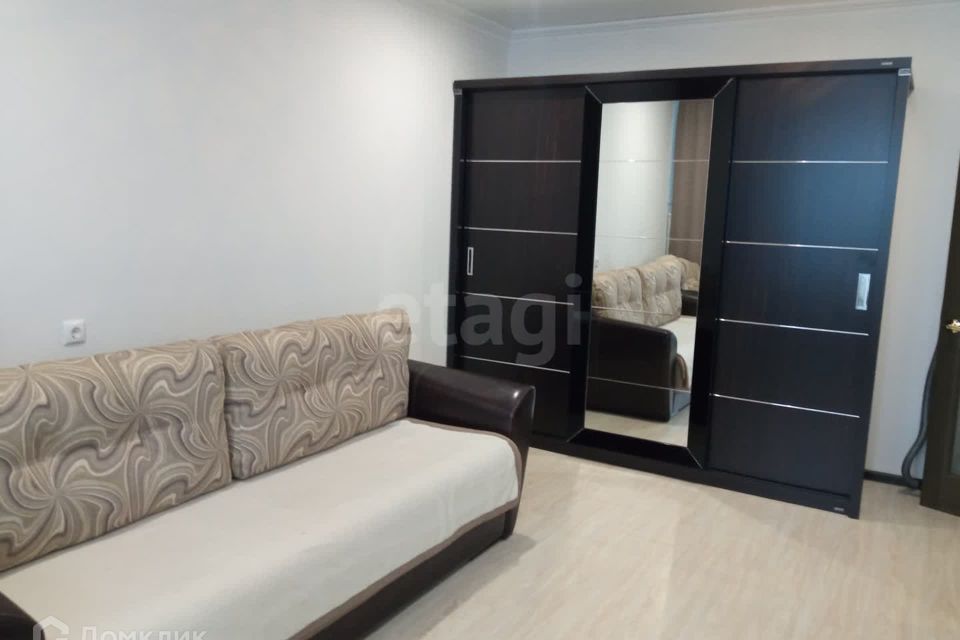 Сдаётся 2-комнатная квартира, 55 м²