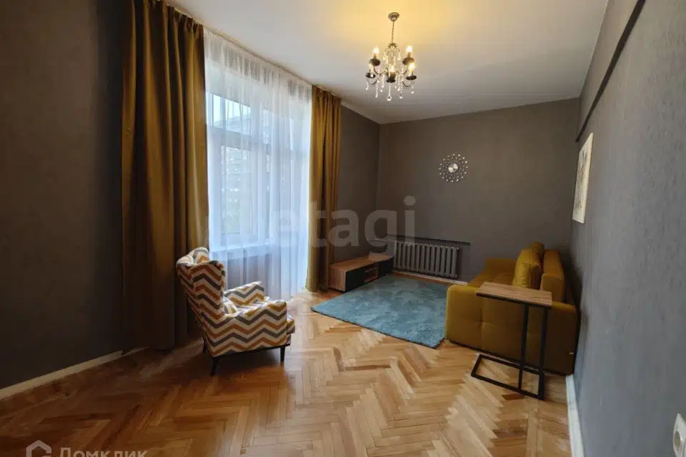 Продаётся 3-комнатная квартира, 80 м²