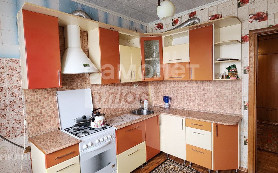 Продаётся 3-комнатная квартира, 64.4 м²