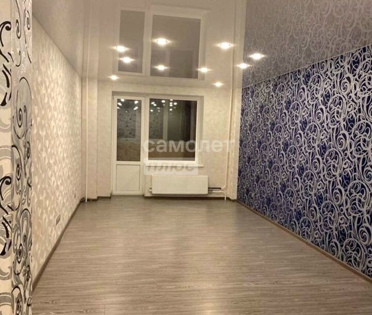 Продаётся 1-комнатная квартира, 51.8 м²