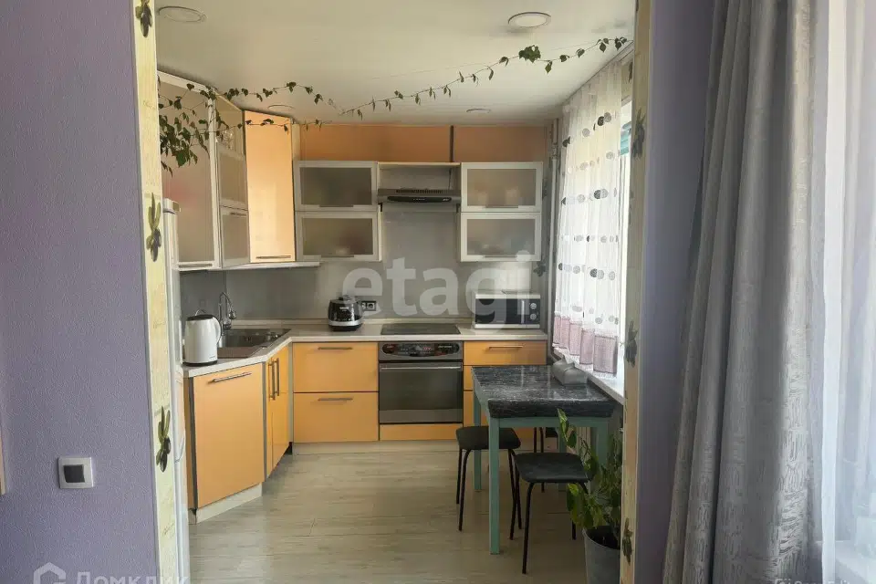 Продаётся 2-комнатная квартира, 50.8 м²