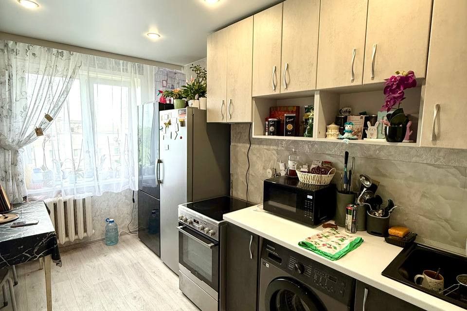 Продаётся 4-комнатная квартира, 79 м²
