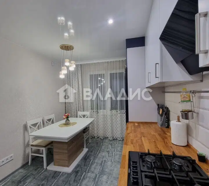 Продаётся 3-комнатная квартира, 75.5 м²