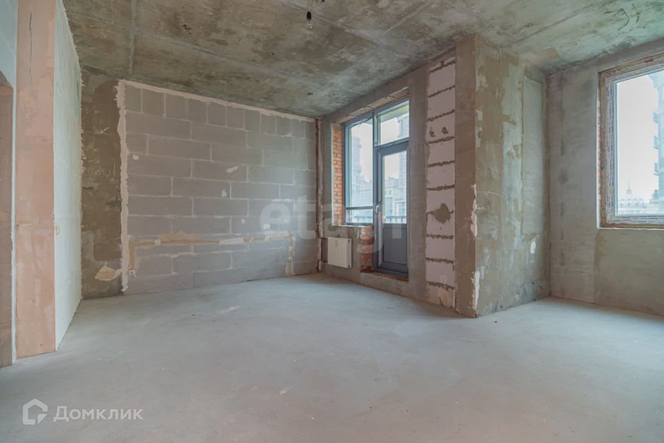 Продаётся 4-комнатная квартира, 154.3 м²