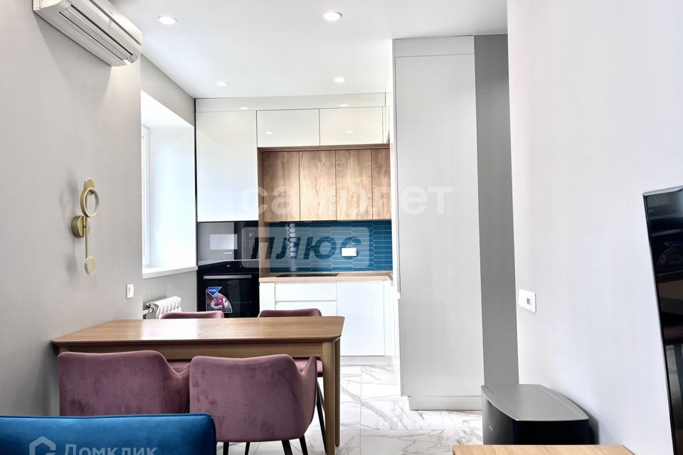 Продаётся 3-комнатная квартира, 60 м²