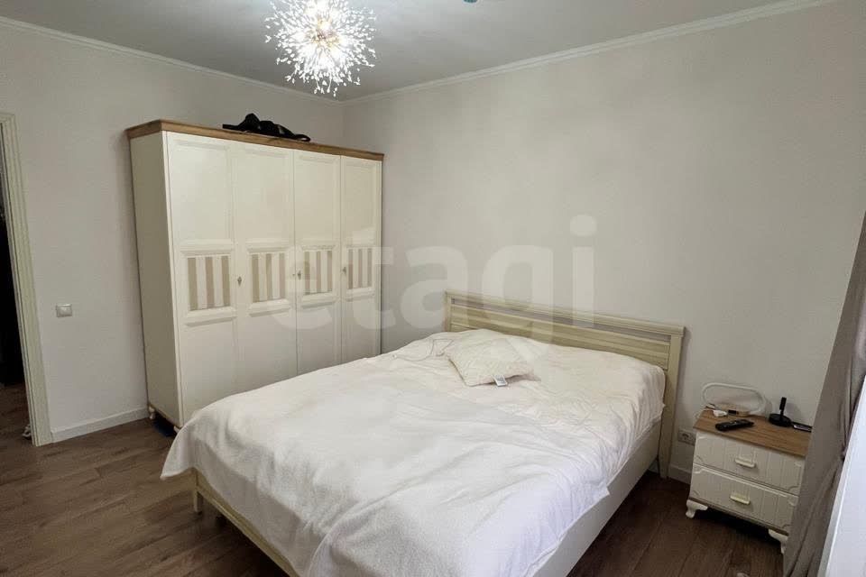 Продаётся 3-комнатная квартира, 79.7 м²
