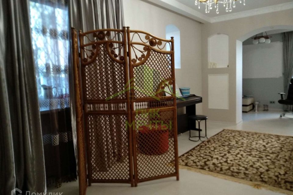 Продаётся 3-комнатная квартира, 98.5 м²