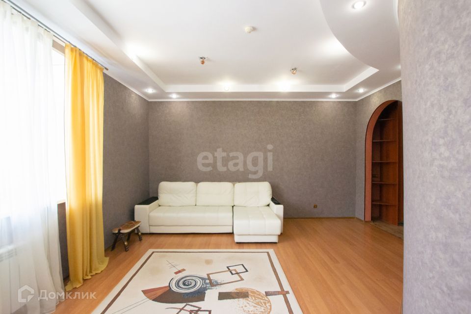 Сдаётся 3-комнатная квартира, 91 м²