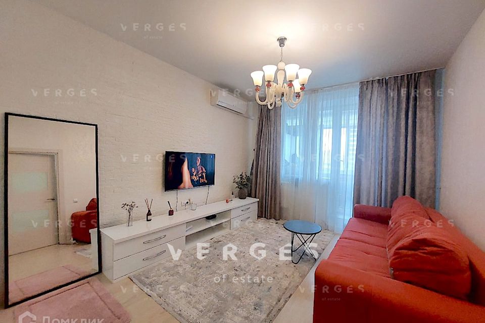 Сдаётся 2-комнатная квартира, 58.3 м²