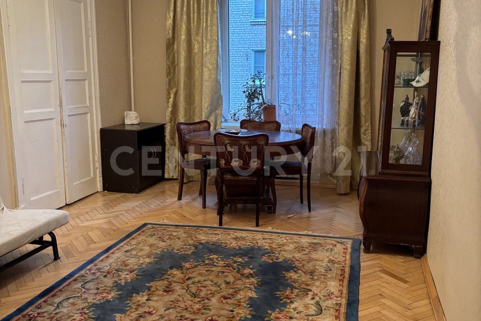 Сдаётся 4-комнатная квартира, 101.7 м²
