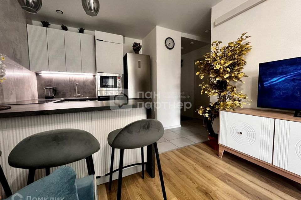 Продаётся 1-комнатная квартира, 37.3 м²