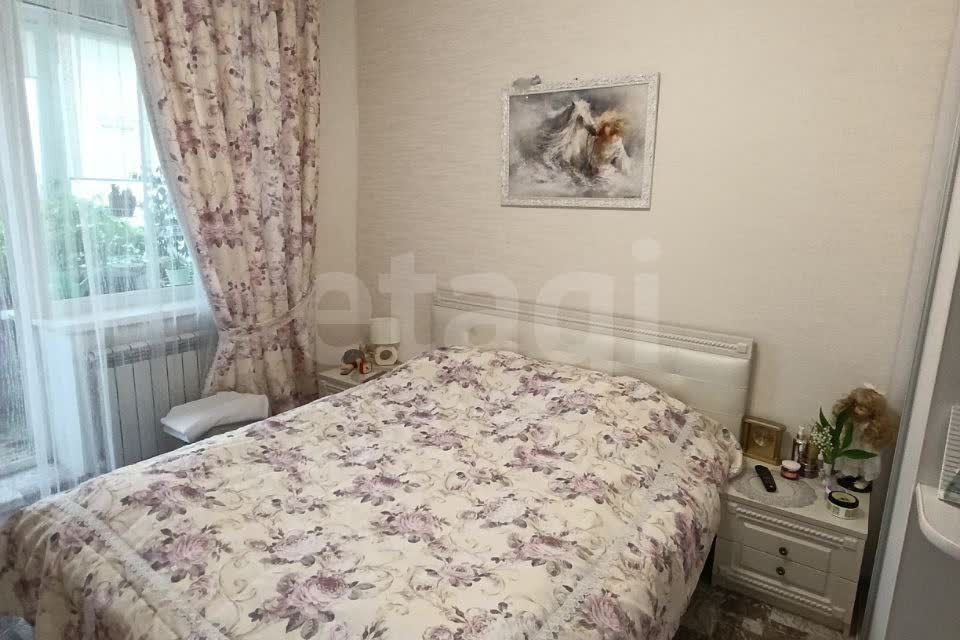 Продаётся 3-комнатная квартира, 62.2 м²