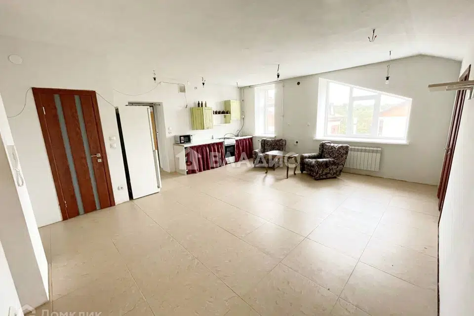Продаётся 3-комнатная квартира, 99 м²