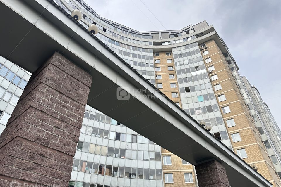 Продаётся 1-комнатная квартира, 45.8 м²