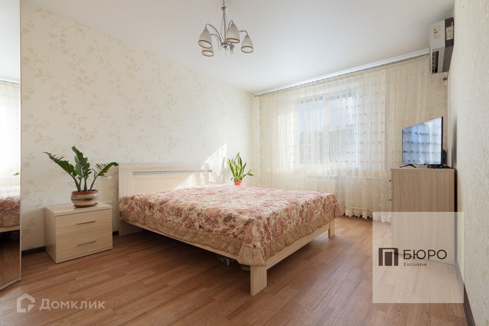 Продаётся 4-комнатная квартира, 72.4 м²