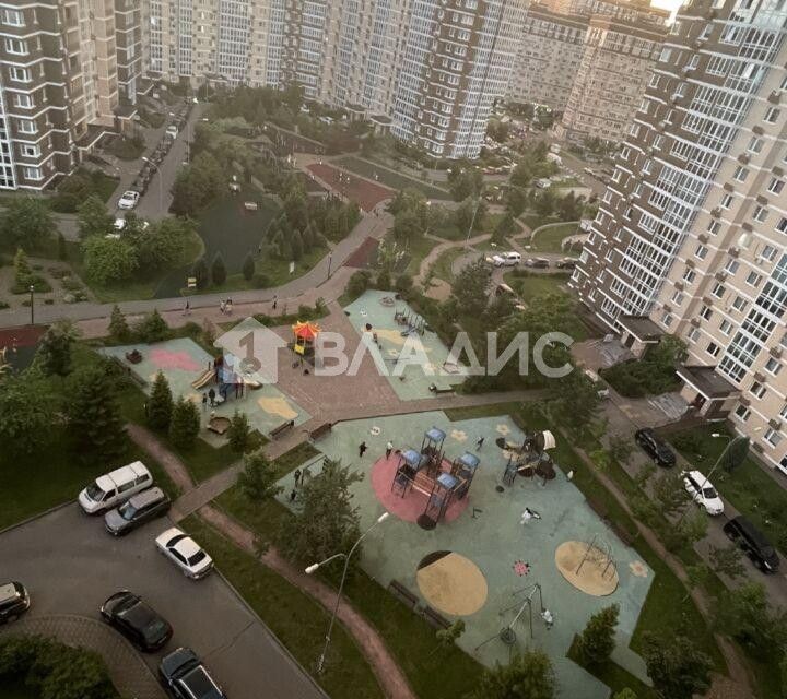 Продаётся 2-комнатная квартира, 75 м²