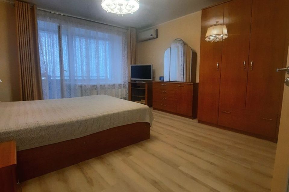 Продаётся 3-комнатная квартира, 60.5 м²