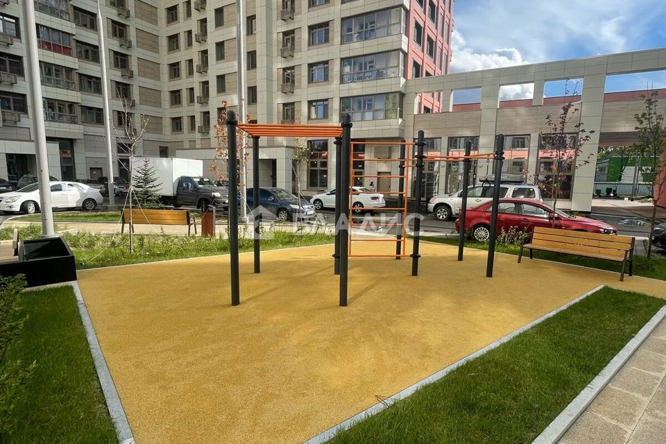 Продаётся 2-комнатная квартира, 57.5 м²