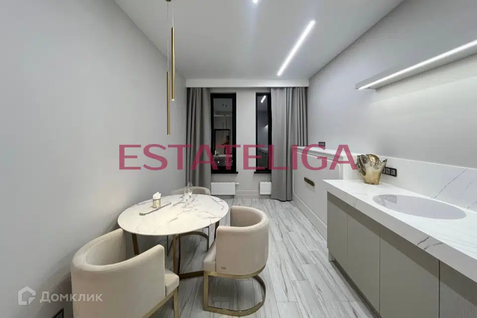 Продаётся 3-комнатная квартира, 66.7 м²
