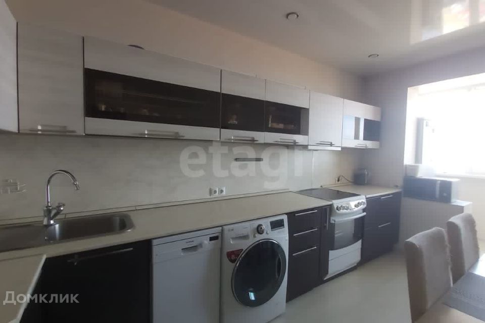 Продаётся 4-комнатная квартира, 85.6 м²