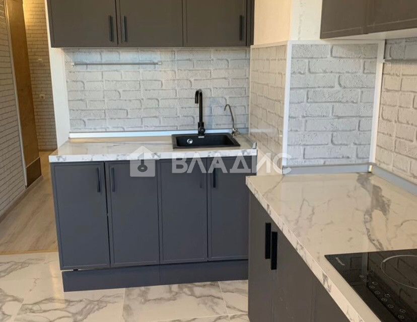 Продаётся 2-комнатная квартира, 57.7 м²