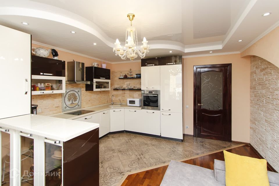 Продаётся 2-комнатная квартира, 68.8 м²