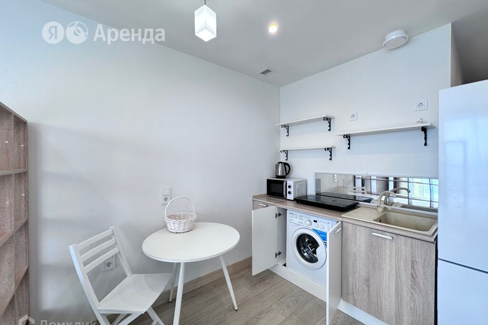 Сдаётся 1-комнатная квартира, 54 м²