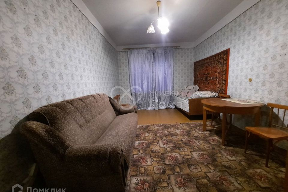 Продаётся 2-комнатная квартира, 69.2 м²