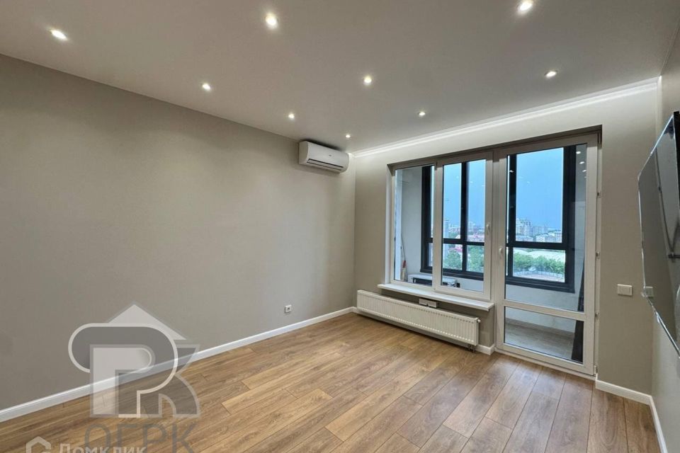 Продаётся 2-комнатная квартира, 56.7 м²