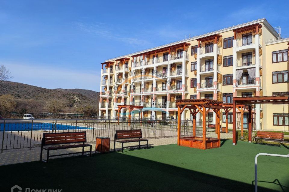 Продаётся 2-комнатная квартира, 54.8 м²