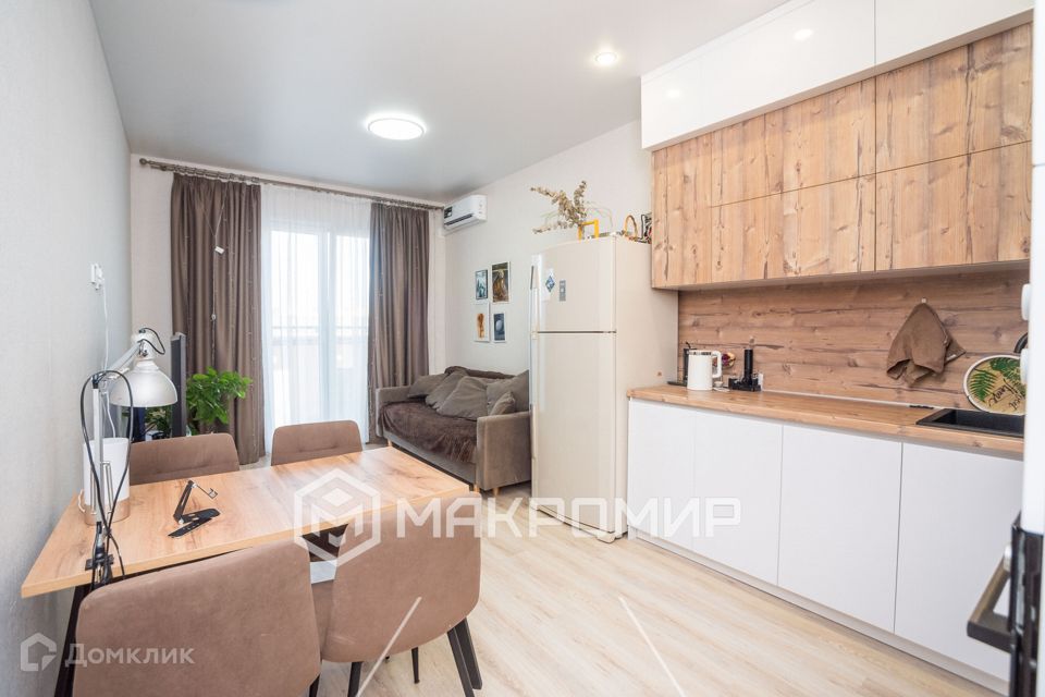 Продаётся 3-комнатная квартира, 61.3 м²