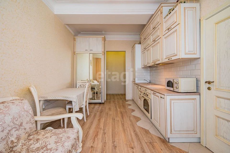 Продаётся 2-комнатная квартира, 42.2 м²