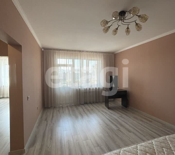 Продаётся 1-комнатная квартира, 48.2 м²