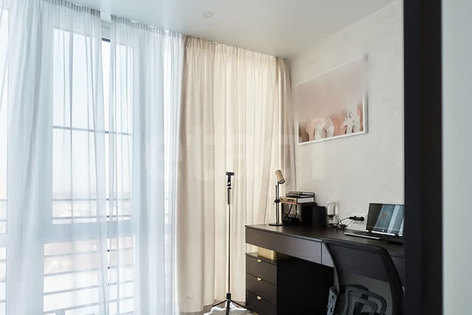 Продаётся 3-комнатная квартира, 143.09 м²
