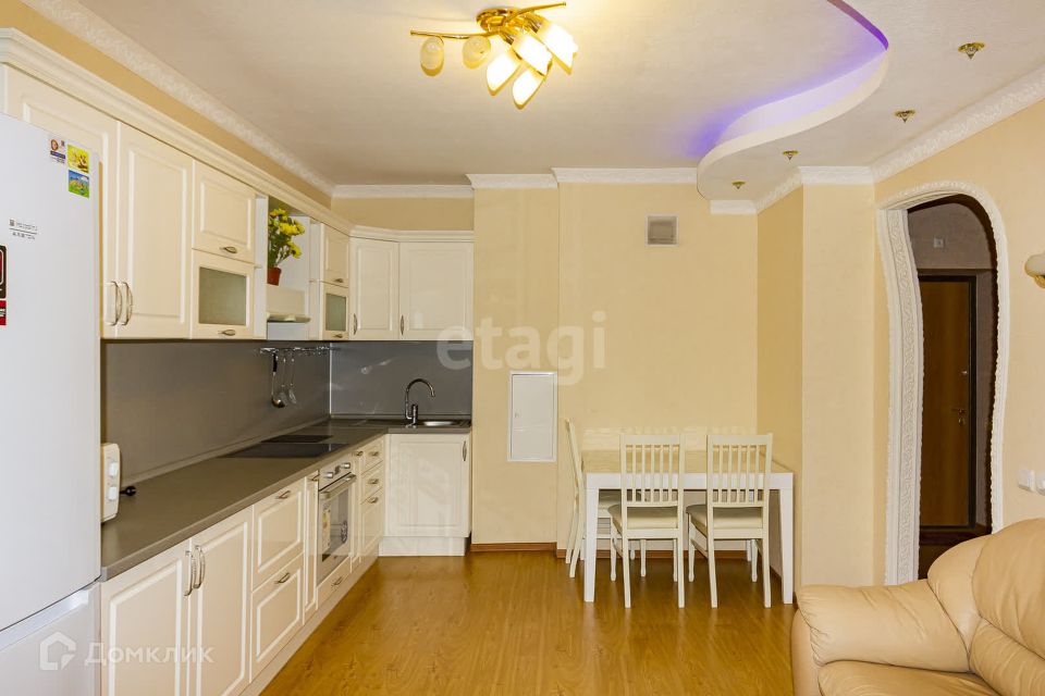 Продаётся 1-комнатная квартира, 52 м²