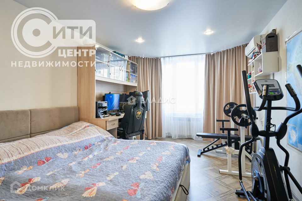 Продаётся 2-комнатная квартира, 81 м²