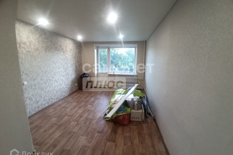 Продаётся 1-комнатная квартира, 42.6 м²