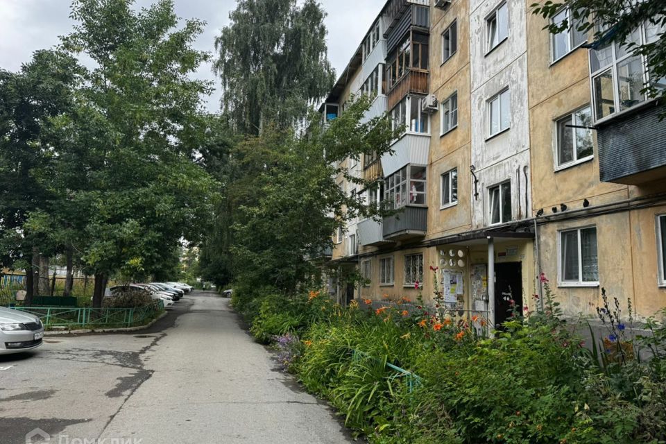 Продаётся 2-комнатная квартира, 42.7 м²