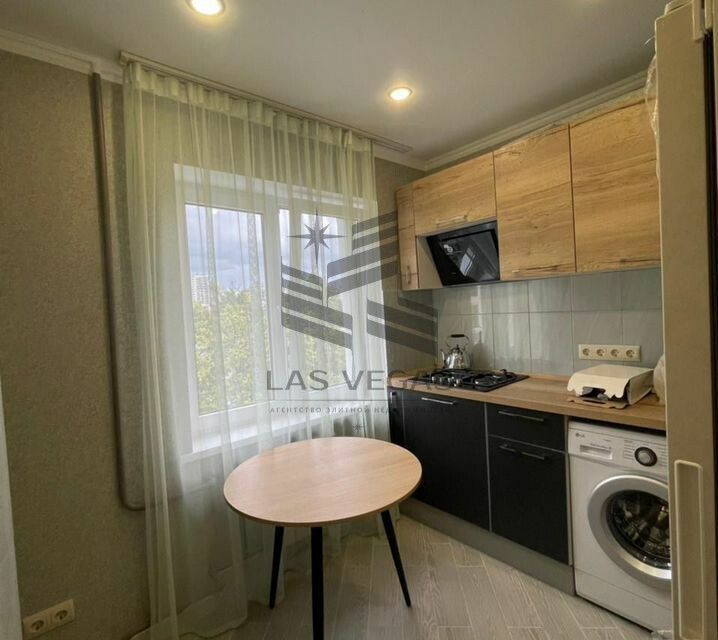 Сдаётся 2-комнатная квартира, 43 м²