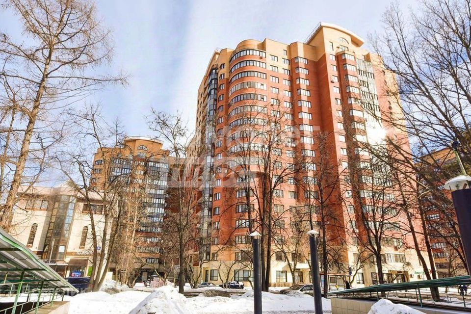 Продаётся 2-комнатная квартира, 95 м²